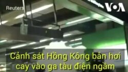 Cảnh sát Hồng Kông bắn hơi cay vào ga tàu điện ngầm