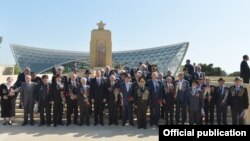 Prezident Ilham Əliyev müharibə veteranları ilə 