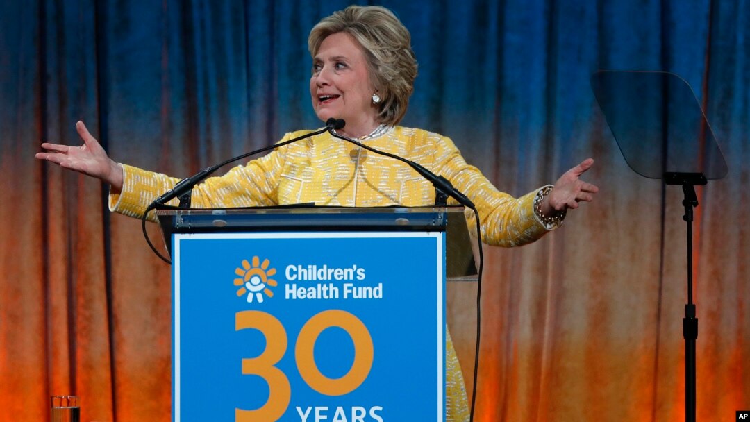 Hillary Clinton dijo que la iniciativa presupuestaria, difundida horas antes, “muestra un nivel inimaginable de crueldad y falta de imaginación.