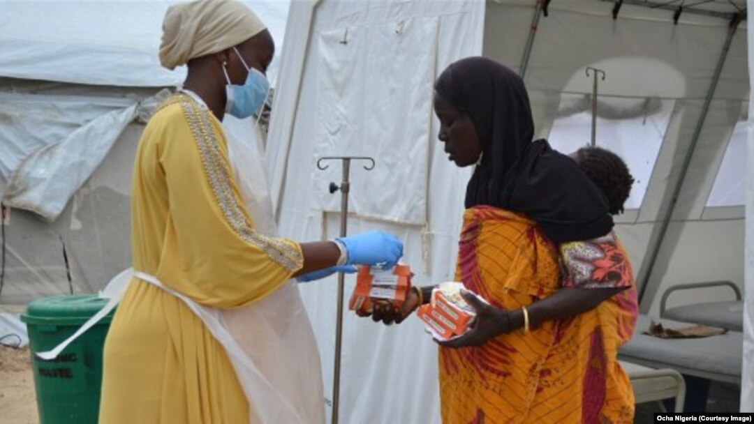 Umuforoma ariko aha imiti irwanya Cholera umuvyeyi n'umwaka wiwe muri Nijeriya.