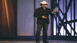 SHBA: Muzikantët kantri vlersojnë punën e njëri - tjetrit