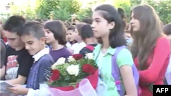 Në Shqipëri hapen shkollat; 42 mijë fëmijë shkuan në klasë të parë