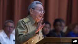 Presiden Kuba Raul Castro diharapkan dapat menghindarkan konfrontasi Korea Utara - AS (foto: dok). 