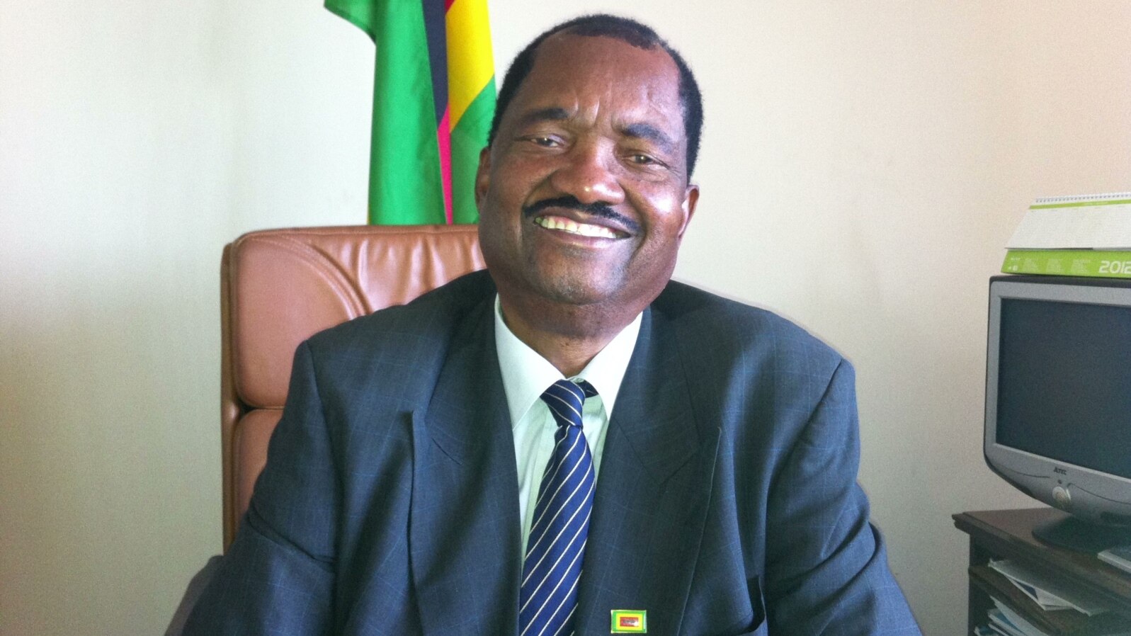 Bato Idzva reZimbabwe People First Roshoropodza Mhirizhonga