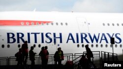 Maskapai British Airways membatalkan penerbangan ke Afrika Barat karena perebakan Ebola (foto: dok).