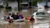 El norte de California sigue azotado por fuertes tormentas