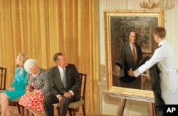 مراسم رونمایی از پرتره جورج اچ. دابلیو. بوش - ۱۷ ژوئیه ۱۹۹۵