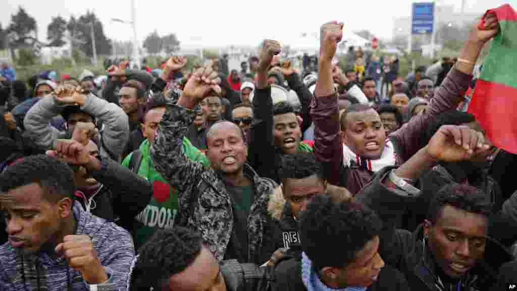 ምፍራስ መዓስከር ስደተኛታት 'ካሊ' ፈረንሳ