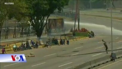 Venezuela: Biểu tình bạo động tiếp diễn