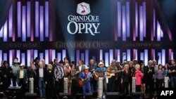 Koncert u obnovljenoj zgradi "Grand Ole Oprija"