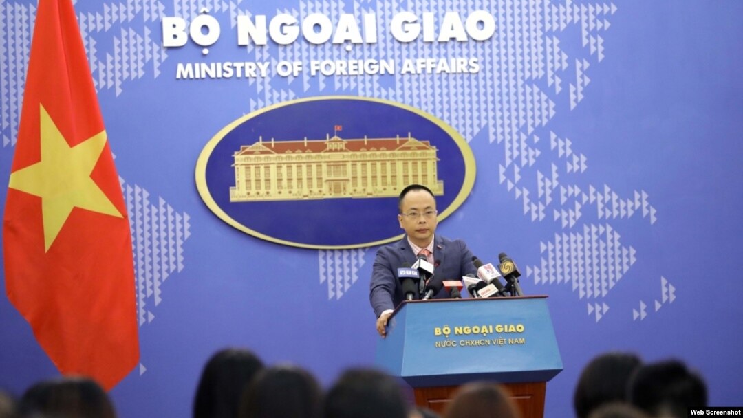 Phát ngôn viên Bộ Ngoại giao Việt Nam Đoàn Khắc Việt.