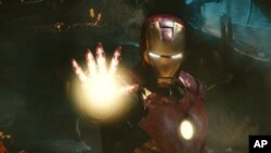 La armadura al estilo de Iron Man estaría hecha de “metal líquido”.