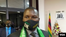 FILE - Tafadzwa Mugwadi, director of information for Zimbabwe’s ruling ZANU-PF party, says the removal of a running mate clause was meant to ensure a president can choose his vice presidents, pictured in Harare, Sept. 2020. (Columbus Mavhunga/VOA)