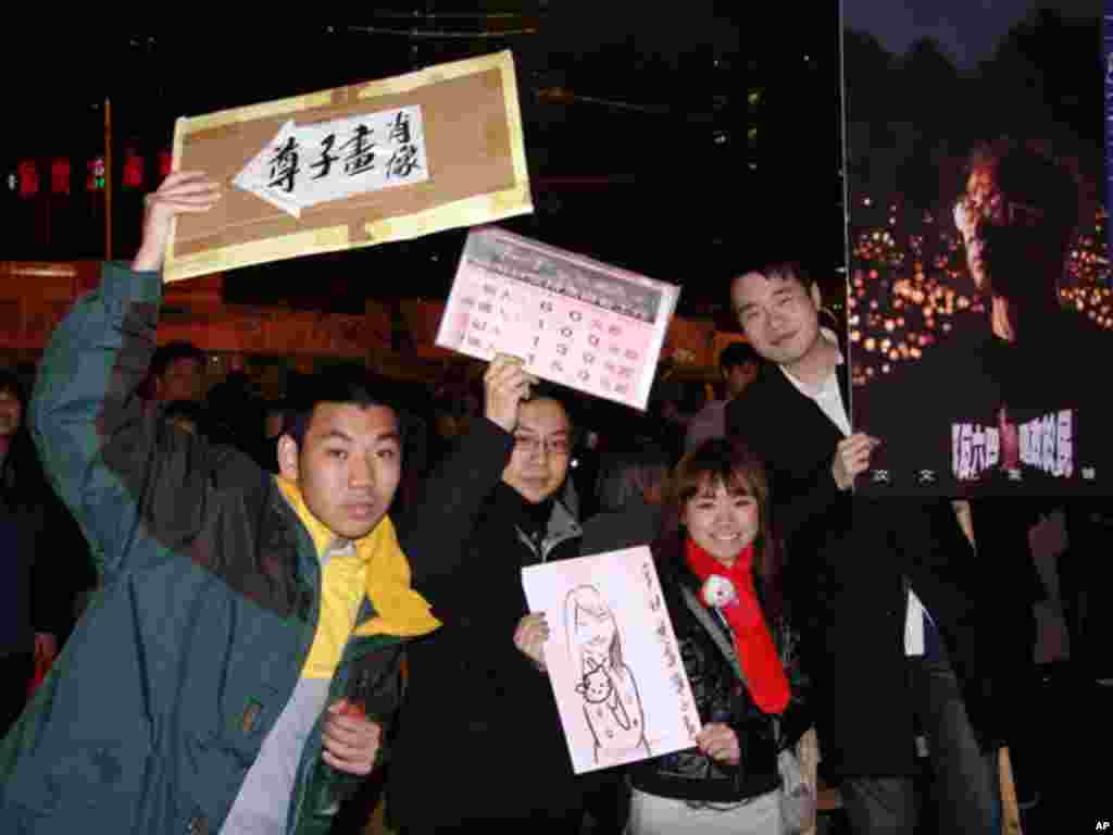 香港支联会年轻的义工