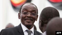 Vaive mumwe wevatevedzeri vemutungamiri wenyika, VaKembo Mohadi, avo vakasiya basa neMuvhuro.