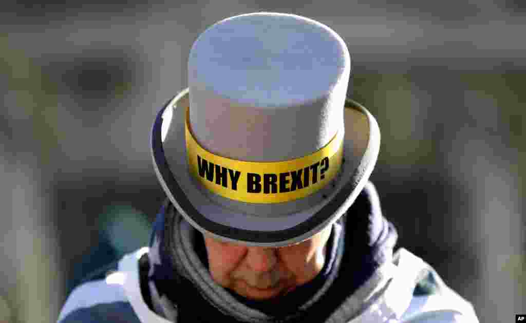 Anti-Brexit campaigner Steve Bray stands outside Parliament in London.