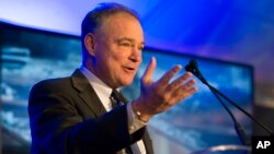 “En América Latina se necesita un liderazgo fuerte”, dijo el senador Kaine. 