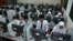 Para pelajar sedang mengikuti pembelajaran di ruang komputer (foto:Ilustrasi VOA/Petrus Riski).