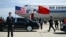 中国国家主席习近平和夫人彭丽媛的专车队抵达华盛顿郊外的马里兰州安德鲁斯联合基地。(2026年9月25日)