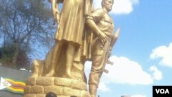 UMongameli Robert Mugabe emathuneni eHeroes Acre eHarare.