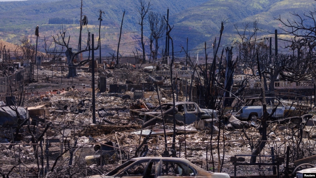 Vista del daño causado por el fuego en el vecindario de Wahikuli Terrace en Lahaina, ciudad devastada por el fuego en la isla de Maui en Hawái, EEUU, 15 de agosto de 2023. REUTERS/Mike Blake