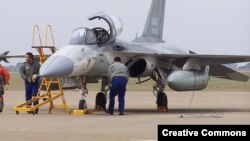 F-CK-1經國號戰機 (Creative Commons)