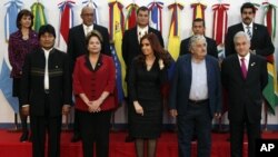 Mandatarios y cancilleres del Mercosur se reunieron en Argentina para definir la salida de Paraguay y el ingreso de Venezuela al bloque.