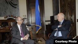 Encuentro del Secretario General de la OEA, José Miguel Insulza, y el presidente del Foro Económico Mundial (WEF), de EE.UU, Jean-Pierre Rosso. 