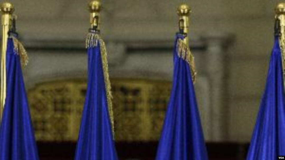 Perdana Menteri Rumania yang baru diangkat, Migai Ravzan Ungureanu (6/2).