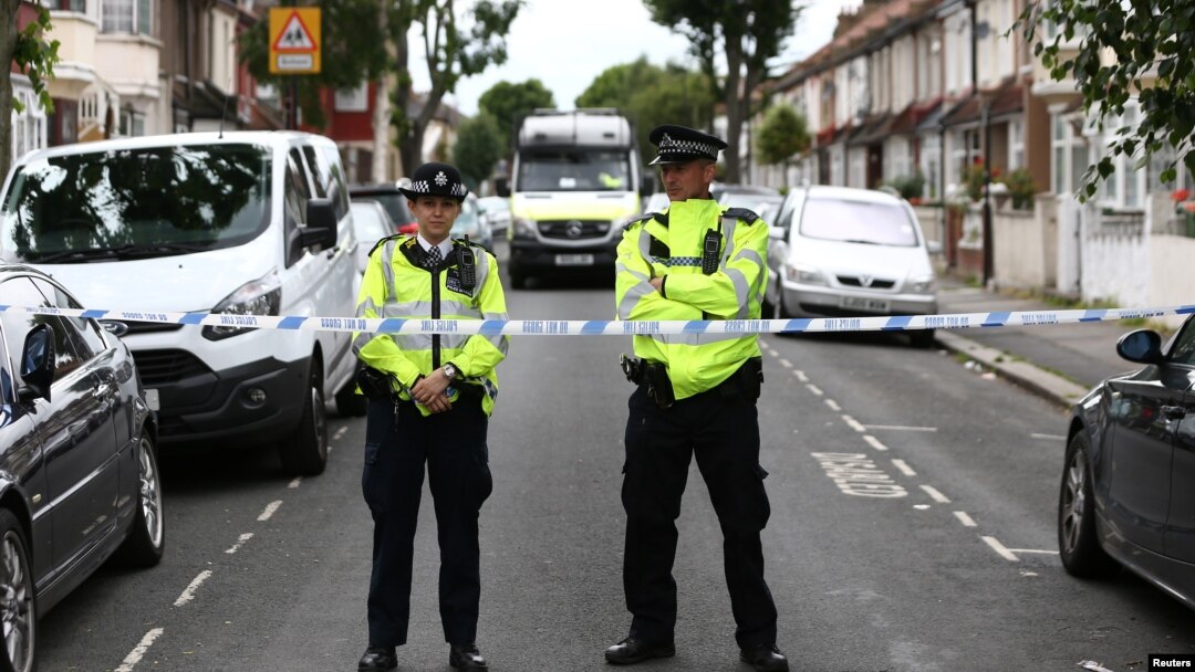 Policija u Ist Hemu u Istočnom Londonu 