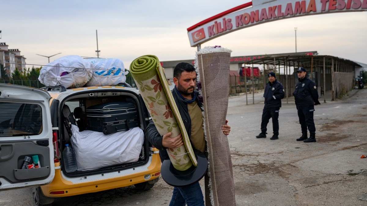 数万叙利亚难民从土耳其返回家园