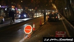 مأموران جمهوری اسلامی در ایست بازرسی در ایران 