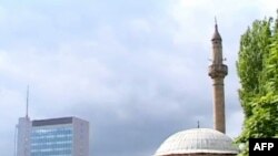 Kosovë, udhëheqësit politikë urojnë besimtarët me rastin e Ramazanit