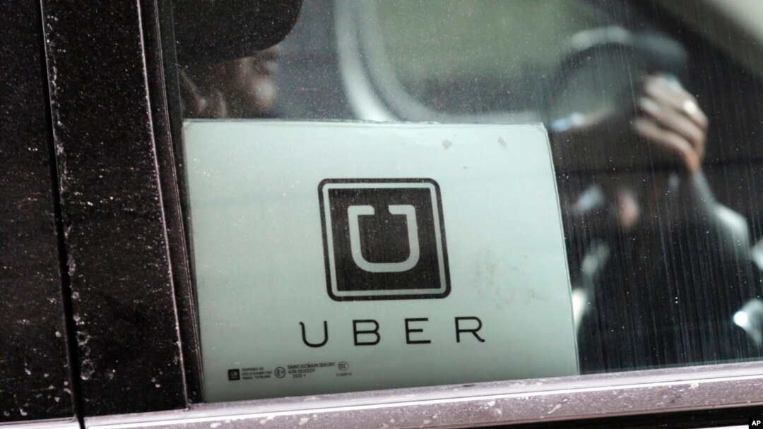 Seorang pengemudi Uber (foto: ilustrasi). 