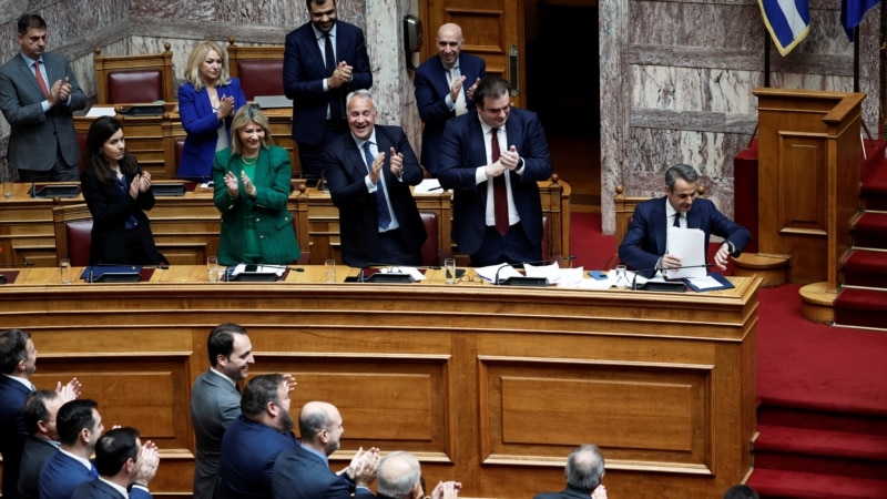Greek Parliament Approves Branches of Foreign Universities   