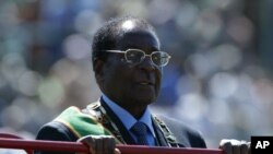 Kelompok HAM Kanada mengatakan, kroni-kroni Presiden Robert Mugabe telah mencuri intan dari ladang-ladang di Zimbabwe (foto: dok).