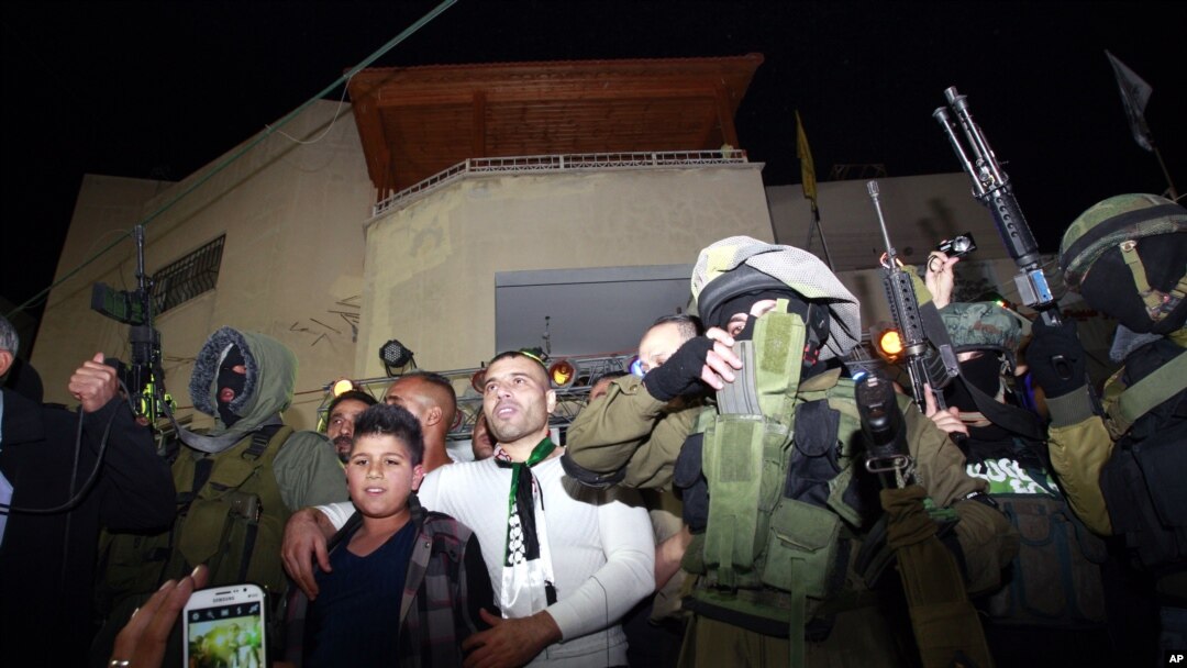 Oslobodjeni palestinski zatvorenik Mohamed Sabah po povratku kući na Zapadnu obalu, 30. oktobar, 2013.