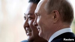 Predsjednici Rusije Vladimir Putin i Sjeverne Koreje Kim Jong Un tokom sastanka u Vladivostoku, 25. aprila 2019. godine.