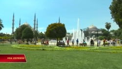 Du khách đổ xô đến Thổ Nhĩ Kỳ vì đồng Lira rớt giá