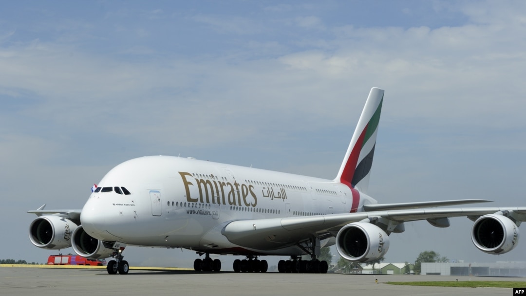 Emirates Throws Airbus A380 a Lifeline With $16 Billion Deal Emirates Throws Airbus A380 a Lifeline With $16 Billion Deal