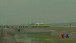 C919首飞 中国雄心勃勃挑战波音空客