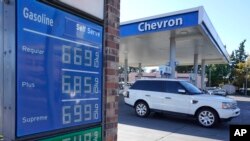 Benzinska pumpa u Kaliforniji, septembar 2022.