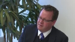 泰勒谈澳洲人对澳美同盟的疑虑原声视频 （美国之音黎堡摄）