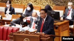 Bambang Wuryanto, head of the parliamentary commission overseeing the revision of Indonesia's criminal code, speaks during a parliamentary plenary meeting in Jakarta, Indonesia, December 6, 2022. (REUTERS/Willy Kurniawan)