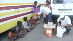 Mumbai’s Legendary Lunchbox Carriers Take Waste Food to the Poor