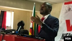 Nelson Chamisa à Harare, le 23 octobre 2018. (VOA)