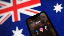 Aplikasi Facebook, Instagram, dan TikTok di depan bendera Australia, dalam ilustrasi yang diambil pada 29 November 2024. (Foto: Edgar Su/Reuters)