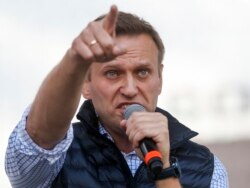 Russian opposition leader Alexei Navalny attends a rally against authorities' move to block parts of the internet in Russia, in Moscow, April 30, 2018.
