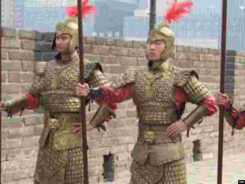 守城卫兵(美国之音东方拍摄 )