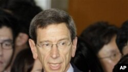 로버트 아인혼 미 국무부 북한.이란 제재 담당 조정관 (자료사진)